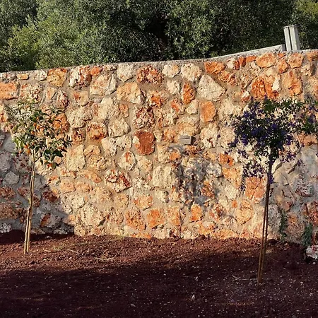 Secret Garden Lefkada * Frinion