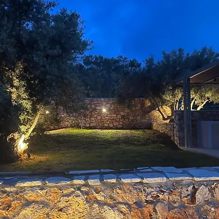 Secret Garden Lefkada * Frinion