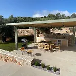 Secret Garden Lefkada アパート Frínion