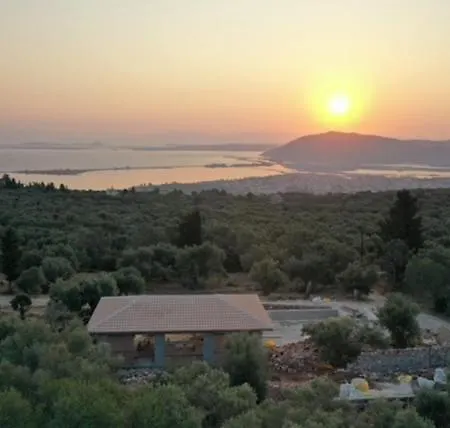 Secret Garden Lefkada Frinion