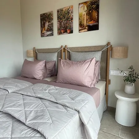 Secret Garden Apartment