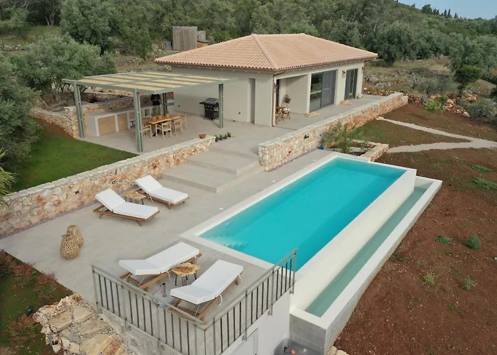 Secret Garden Lefkada * Φρύνι