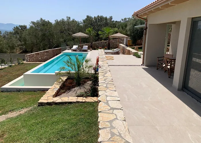 Secret Garden Lefkada Φρύνι